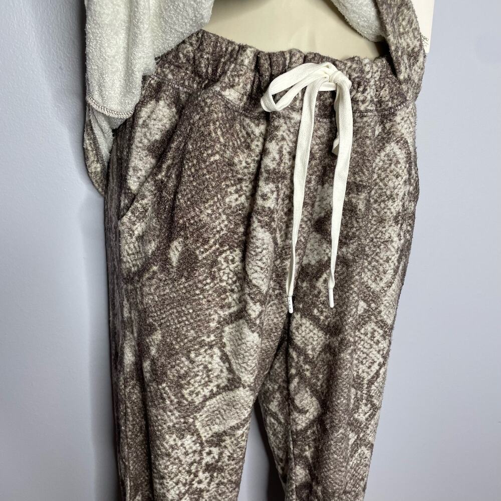 P. J Salvage Snake animal Print Lounge Pijama Set Pants Relax Lightweight Sz S - Picture 4 of 8